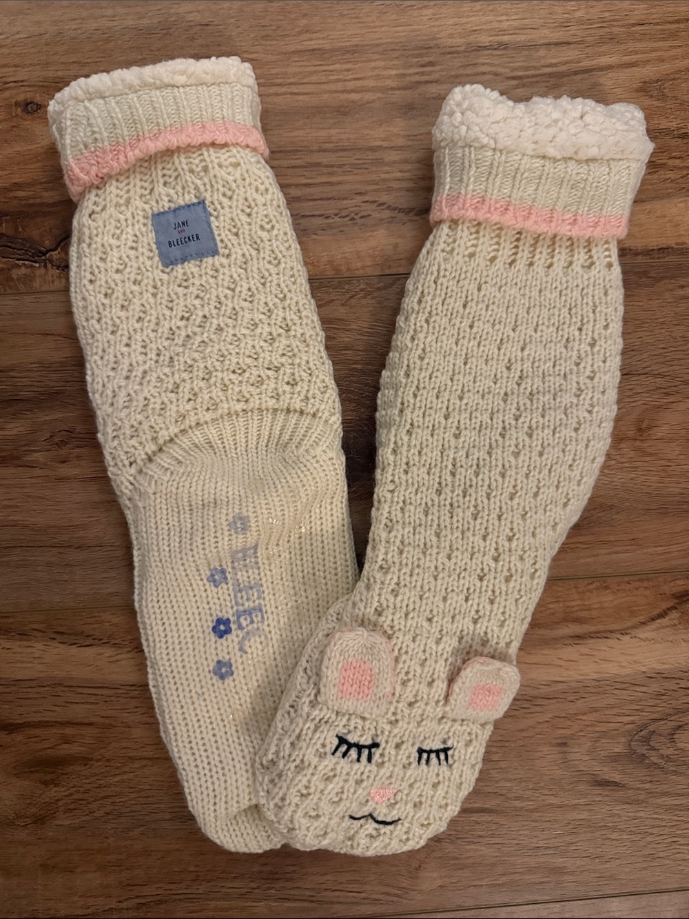 Jane and Bleecker Cream Knit Bunny Slipper Socks with Pink Trim